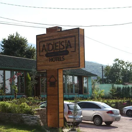 Adesa Bungalow Hotel *