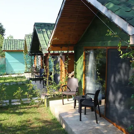 Adesa Bungalow